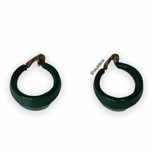 Vintage Chunky Green Plastic Clip On Earrings